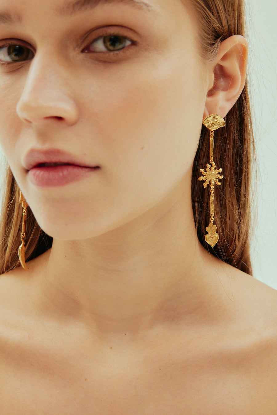 Encanto Mismatched Drop Earrings Earrings Alèmais   