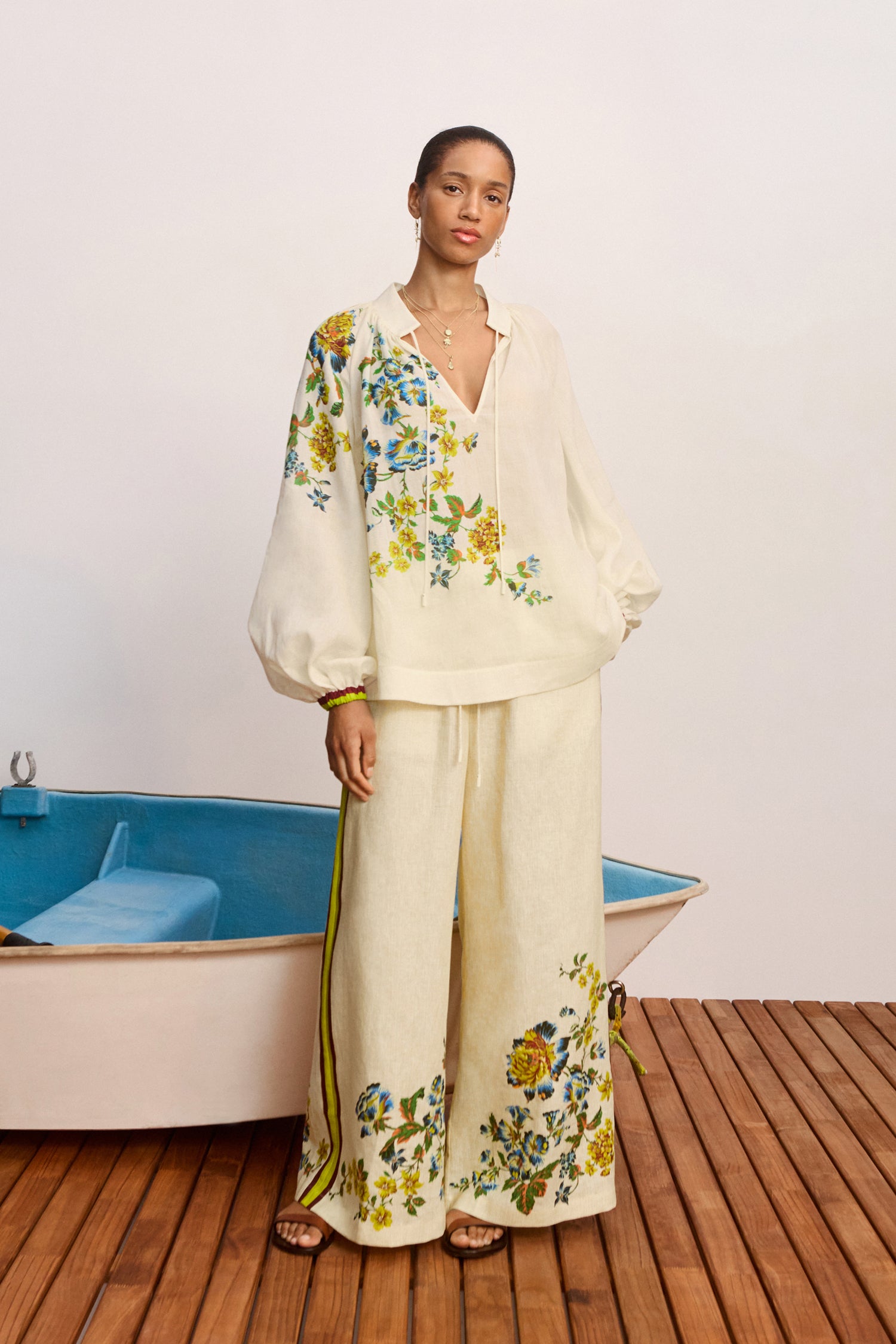 Phyllis Top Top Alèmais