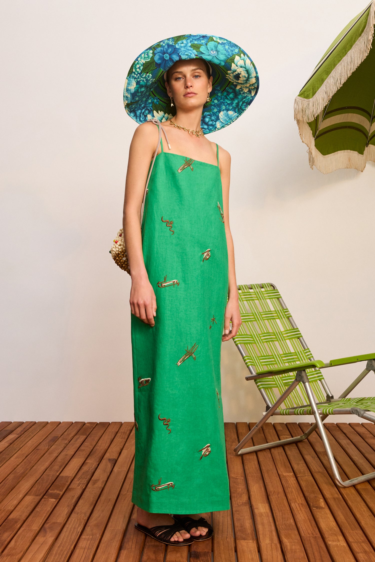 Wanda Embroidered Midi Dress Dresses Alèmais