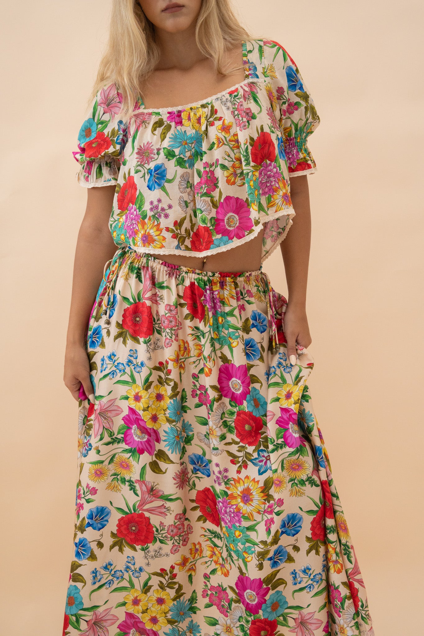 Valley of the Dolls Short Sleeve Blouse shirt SPELL