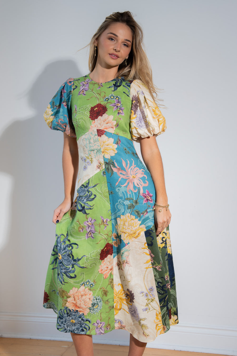 Avery Spliced Midi Dress Dresses Alèmais