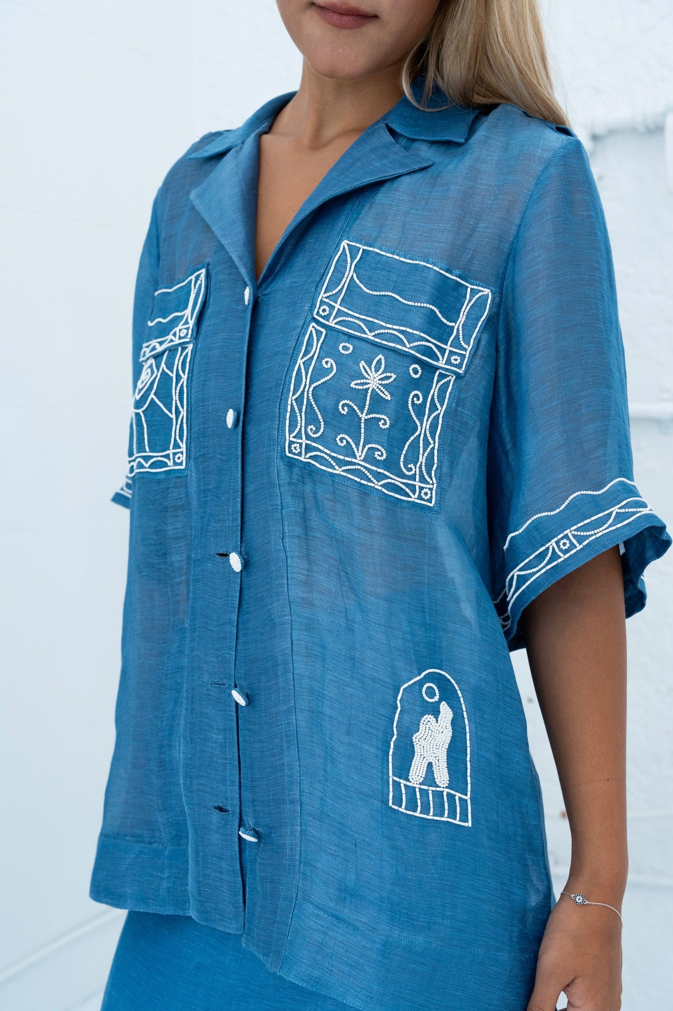 Yasmeen Embellished Oversized Shirt shirt Alèmais