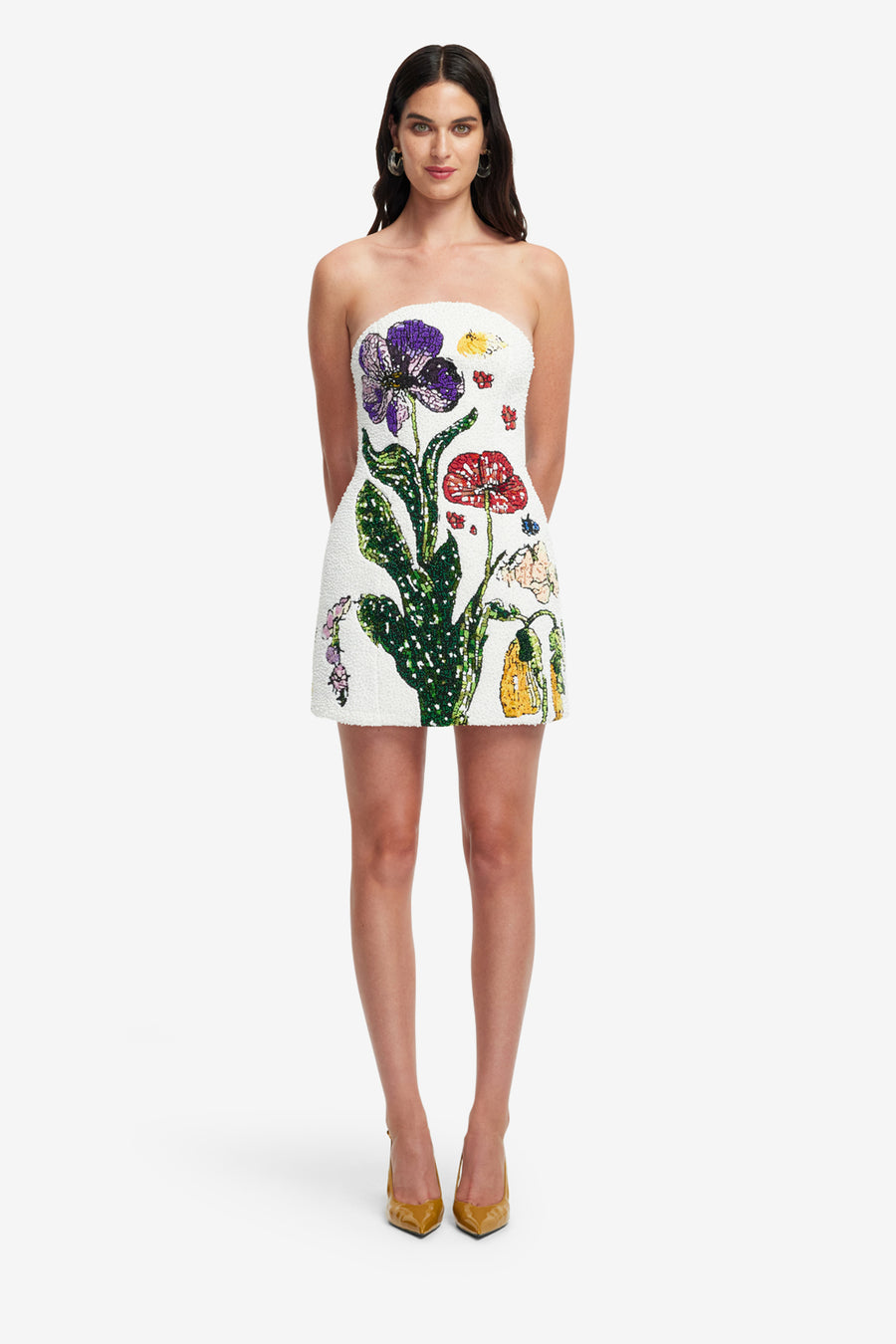 leo beaded mini dress Lin Zaria Bustier – La Sirena Boutique Alpha Sizing Expertly designed by Andrea Calvin Klein Calvin Klein Size:IX