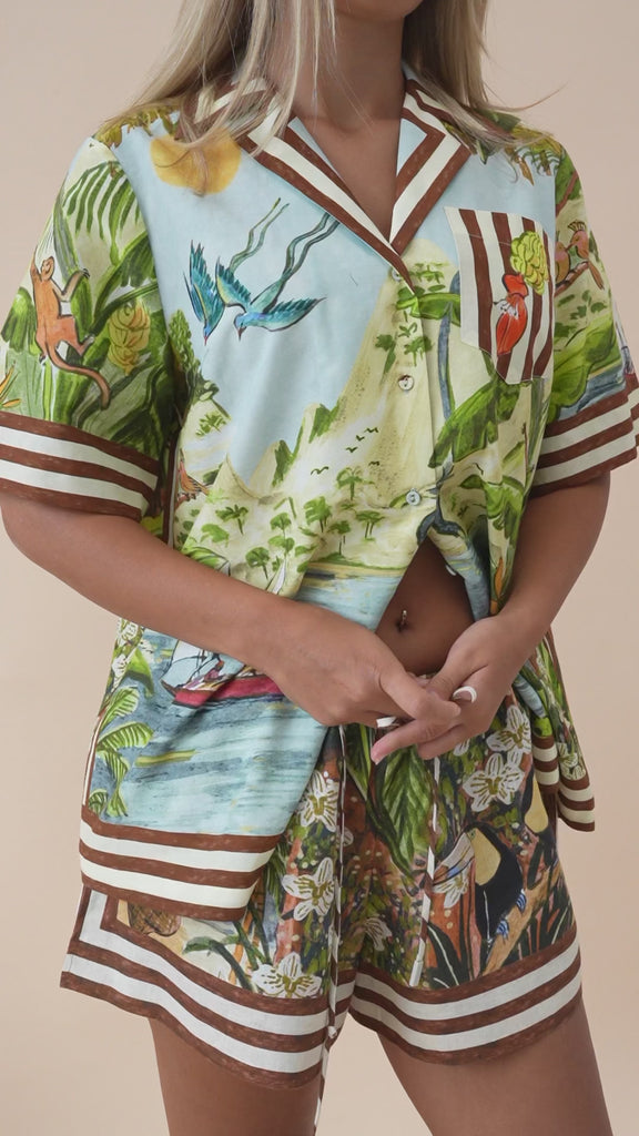 Toucan Tango Short Shorts ALEMAIS